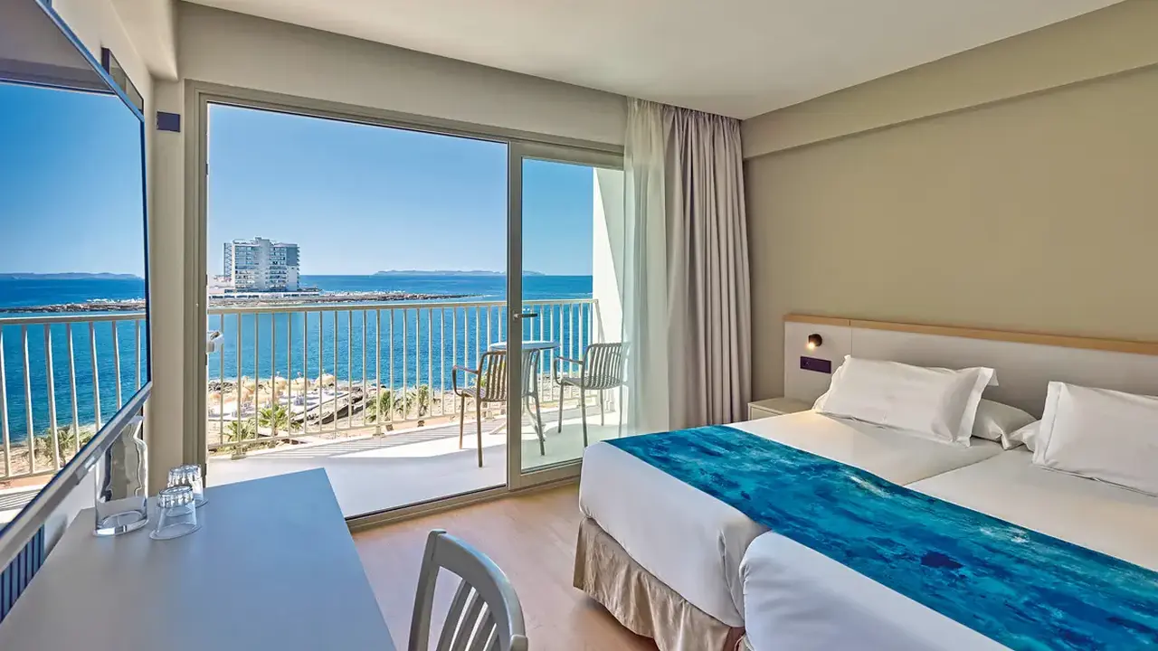 Universal Romantica (Colonia Sant Jordi)