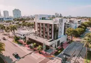 Upsun Hotel & Social Club