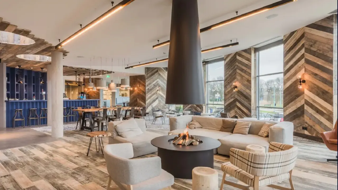 Urban Lodge