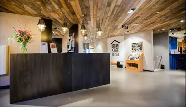 Urban Lodge