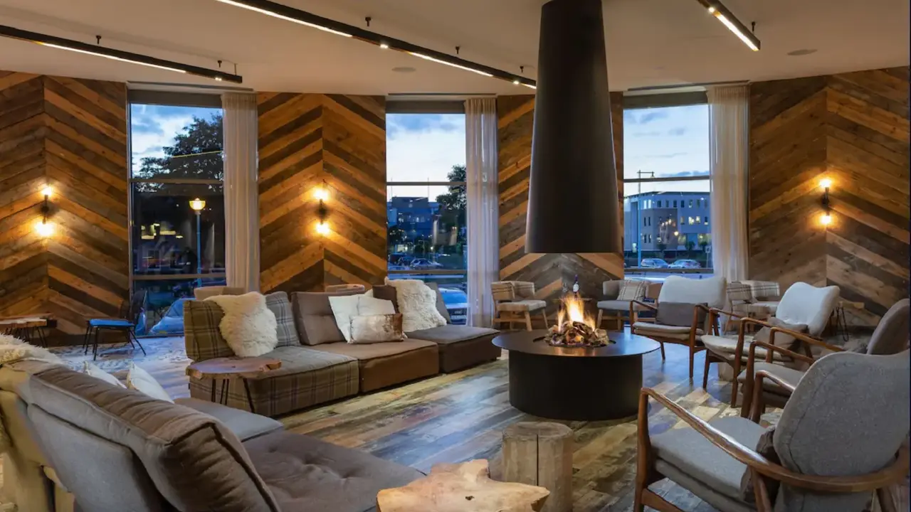 Urban Lodge