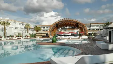 Ushuaia (Playa d'en Bossa)