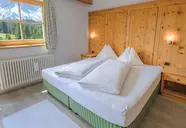 Utia De Borz (Boerz)