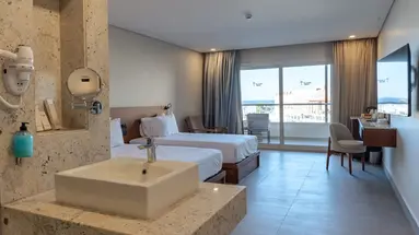 Utopia Blue Resort