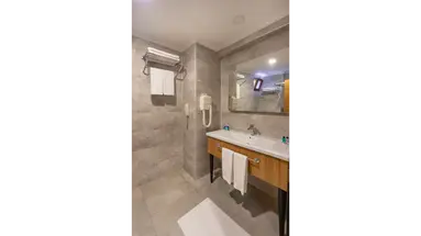 Utopia Resort & Residence
