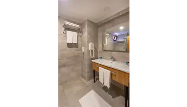 Utopia Resort & Residence