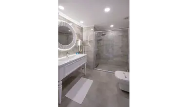 Utopia Resort & Residence