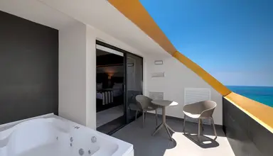 Utopia World