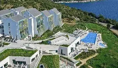 Valamar Lacroma Resort