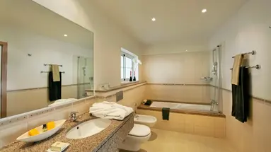 Vale d'Oliveiras Quinta Resort & Spa