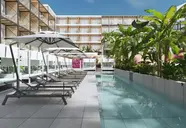 Valentin Grand Park Suite Hotel