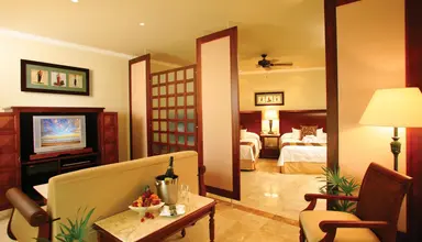 Valentin Imperial Riviera Maya