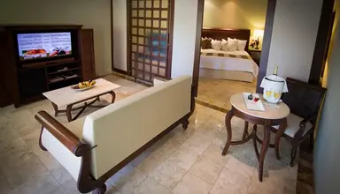 Valentin Imperial Riviera Maya