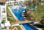 Valentin Imperial Riviera Maya