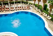 Valis Resort