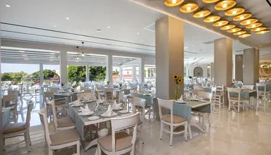 Vantaris Beach Luxury Resort