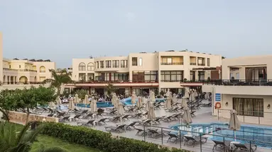 Vantaris Palace