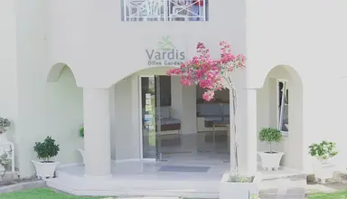 Vardis Olive Garden