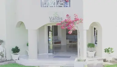 Vardis Olive Garden