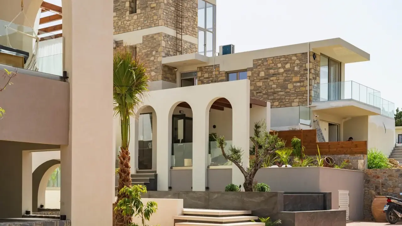 Vaya Suites by Omilos Hotels