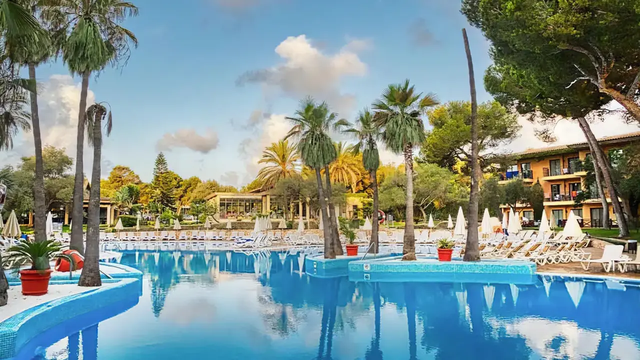 Vell Mari Hotel & Resort