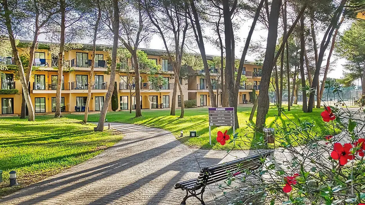 Vell Mari Hotel & Resort