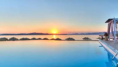Venus Beach  (Nea Stira)