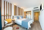 Vibra Beverly Playa