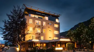 Victoria Alpine Boutique