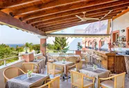 Victoria Hill (Dassia)