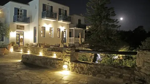 Hotel Vienoulas Garden