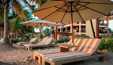 Vik Cayena Beach