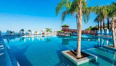 Vikingen Infinity Resort & Spa