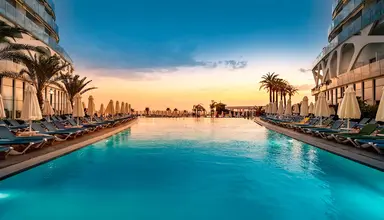 Vikingen Infinity Resort & Spa