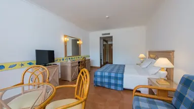 Vila Baleira Suites