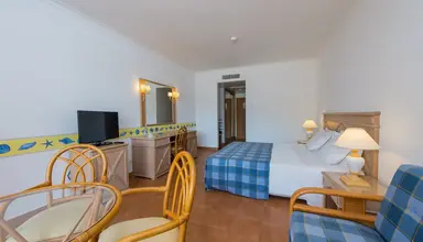Vila Baleira Suites