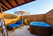 Vilamendhoo Island Resort