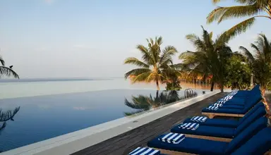 Vilamendhoo Island Resort