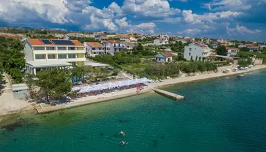 Villa 4 M - Miletic