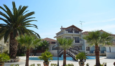 Villa Basil