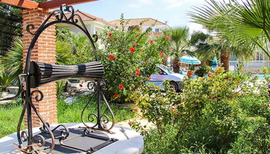 Villa Basil