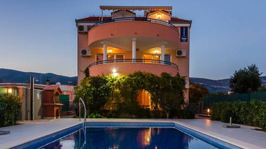 Villa Rose (Kastela)
