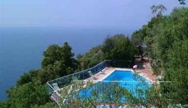 Village Baia Serena