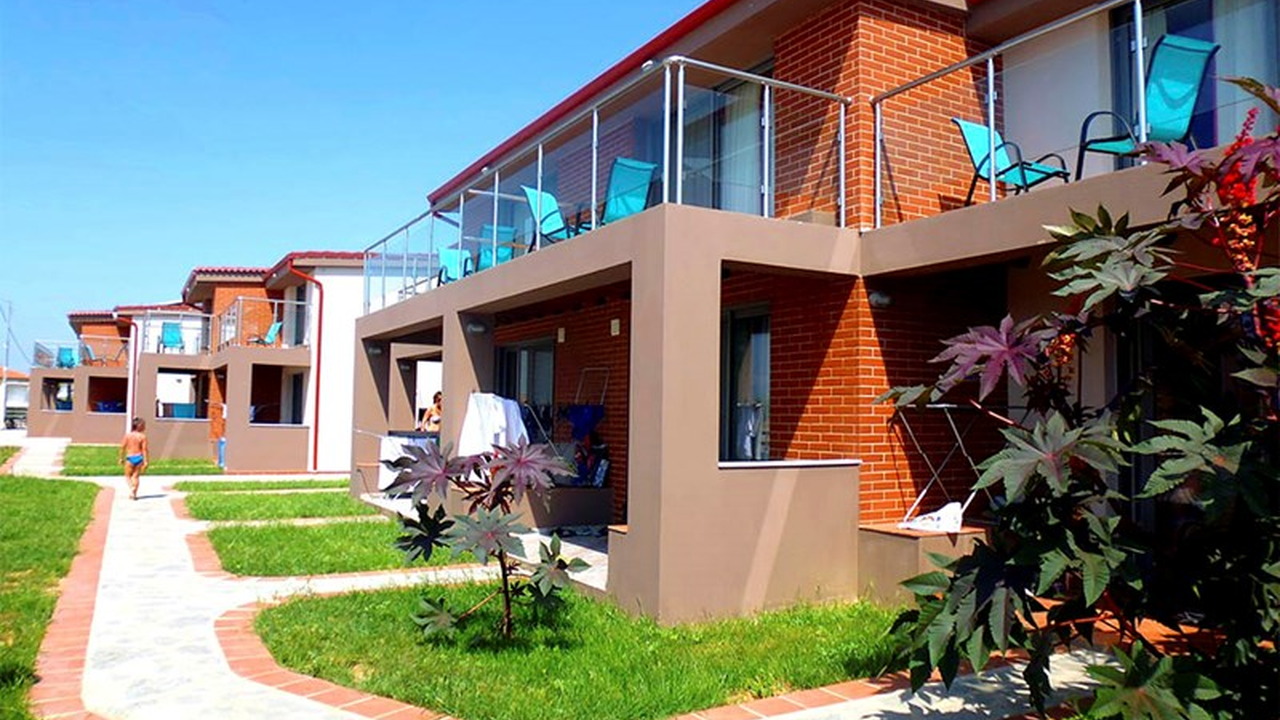 Village Mare Residence
