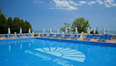 Villas Elenite