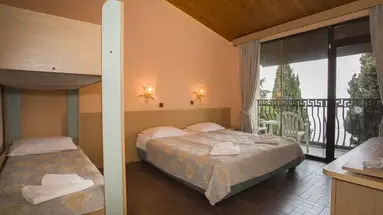 Villas Elenite