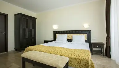 Villas Elenite