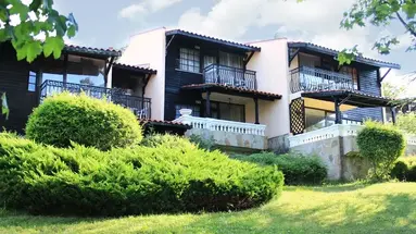 Villas Elenite
