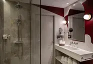 Vincci Capitol