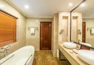 Vinpearl Luxury Nha Trang